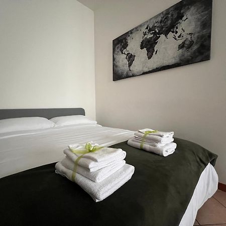 Shelby House Apartamento Senago Exterior foto