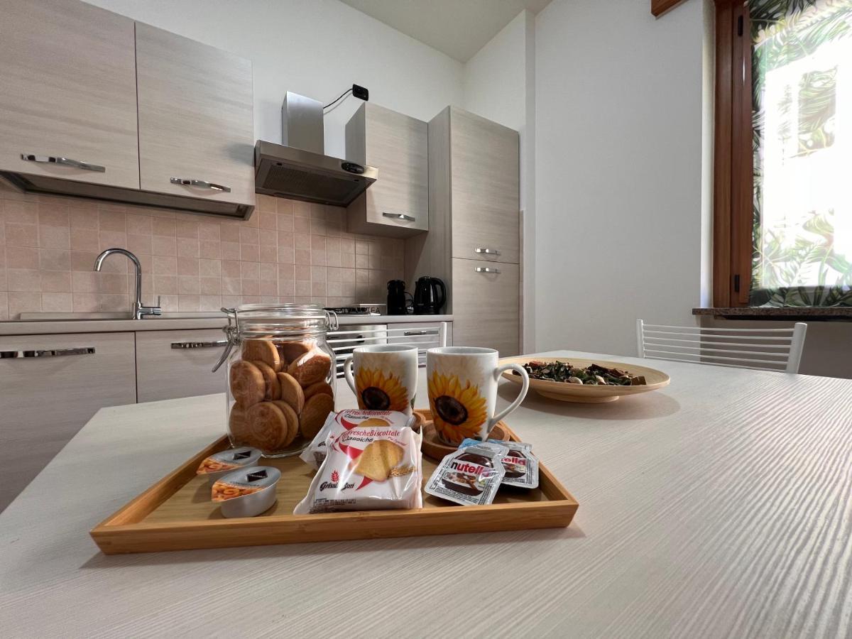 Shelby House Apartamento Senago Exterior foto