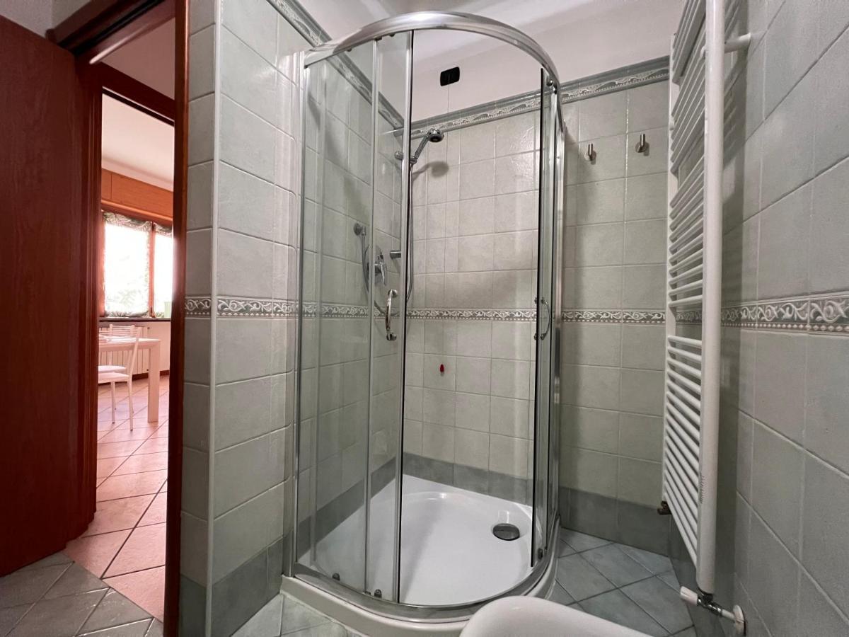 Shelby House Apartamento Senago Exterior foto