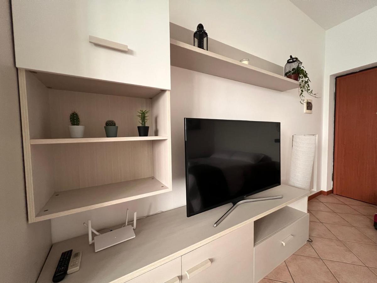 Shelby House Apartamento Senago Exterior foto