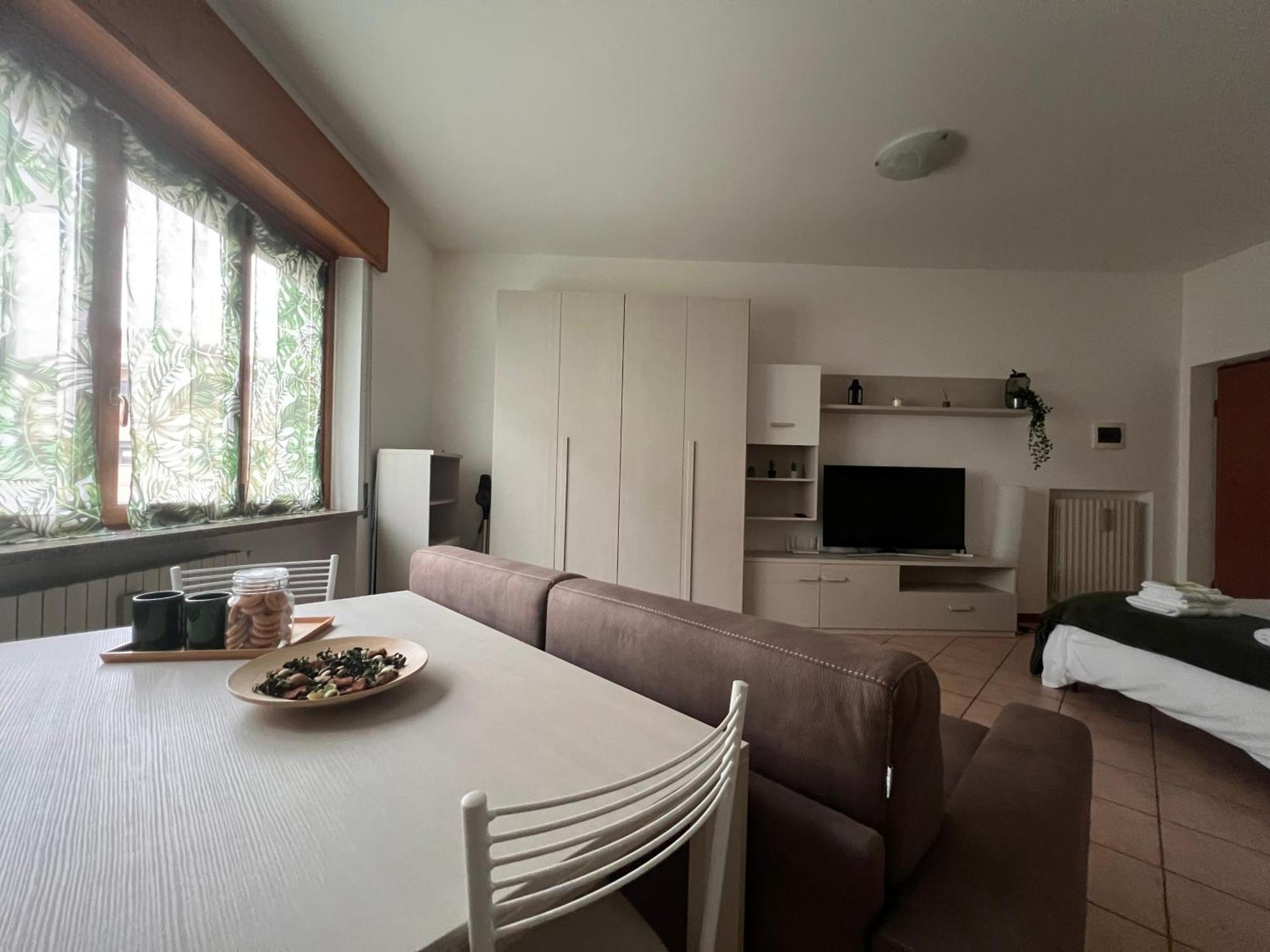 Shelby House Apartamento Senago Exterior foto